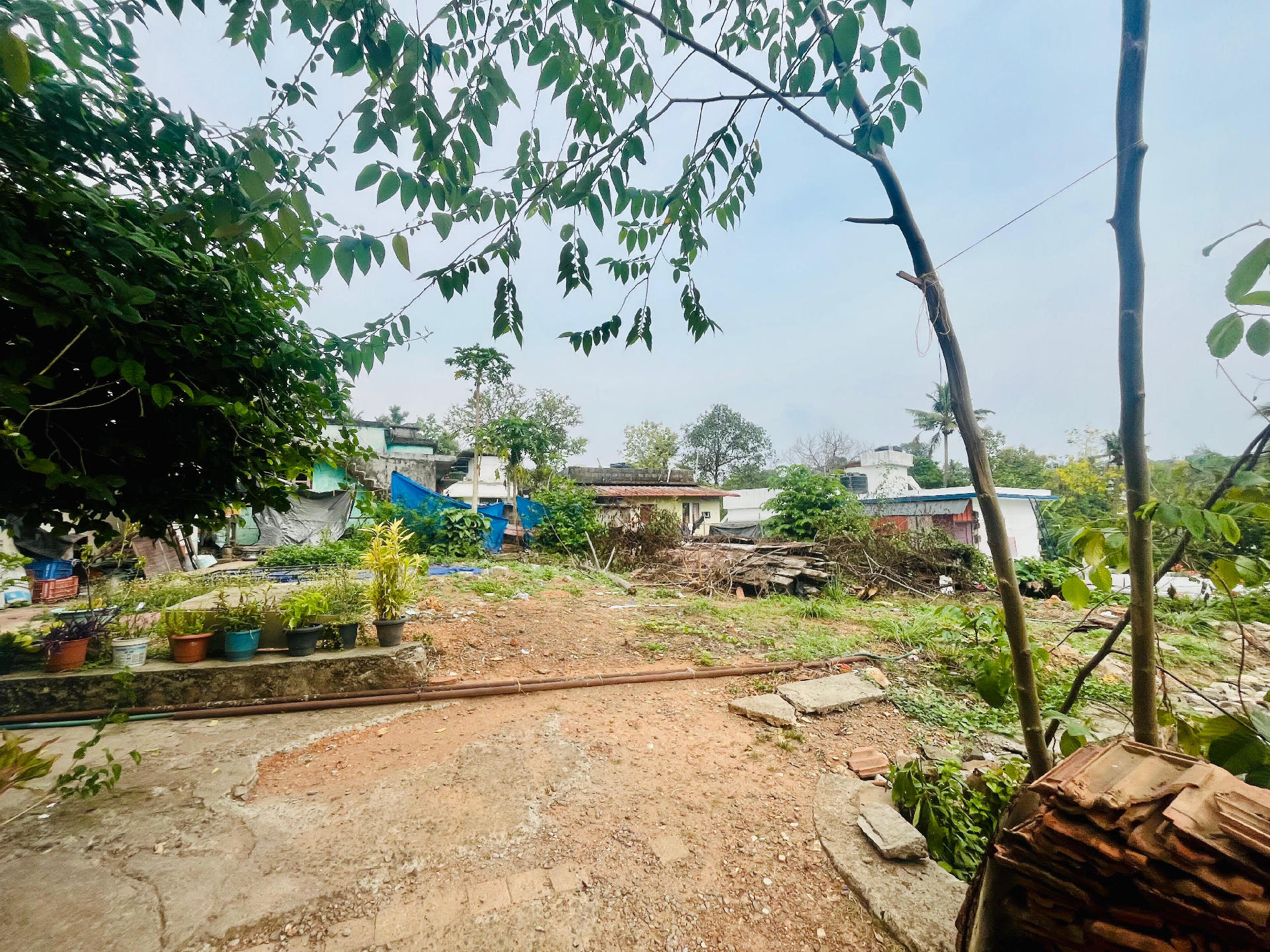 5.5 CENT COMMERCIAL PLOT (LAND) FOR SALE AT KAKKANAD NILAMPADHINJIMUKAL