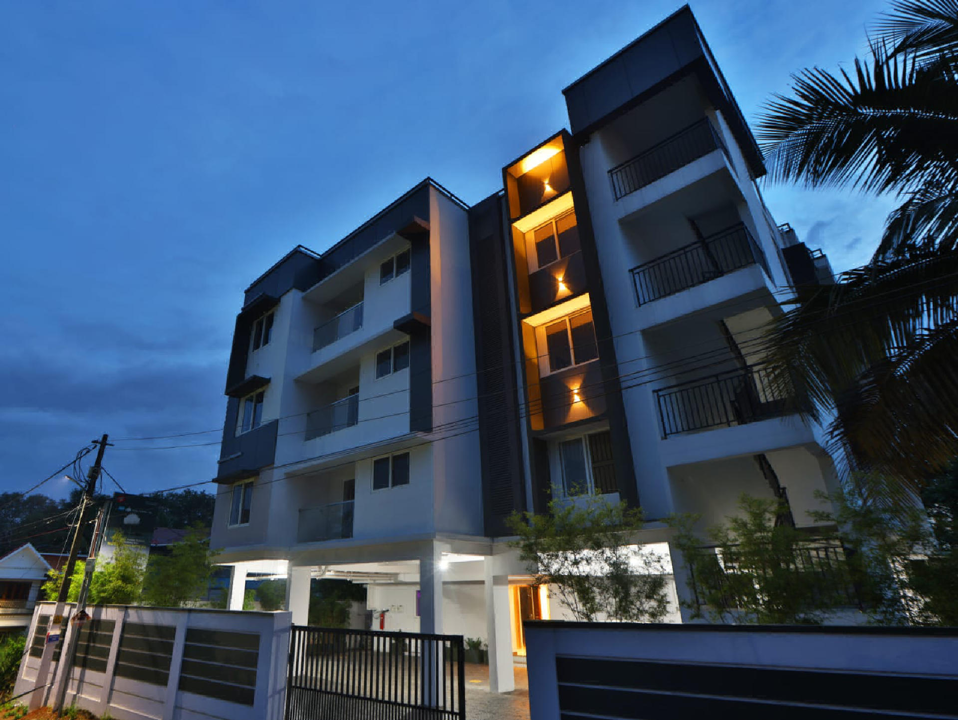 BRAND NEW APARTMENT FOR SALE AT KOLLAMKUDIMUGAL