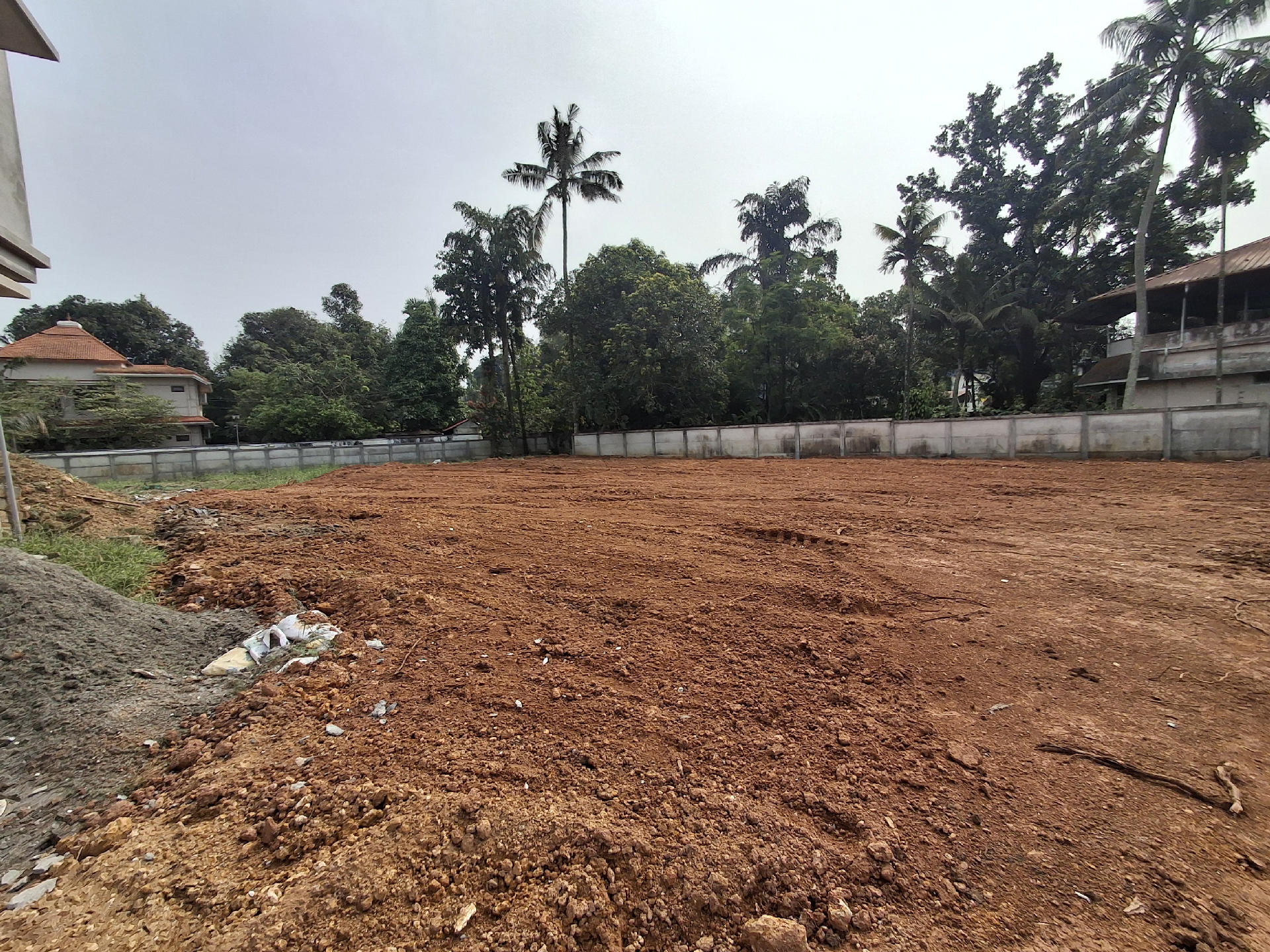 RESIDENTIAL  LAND FOR  SALE AT ALINCHUVADU