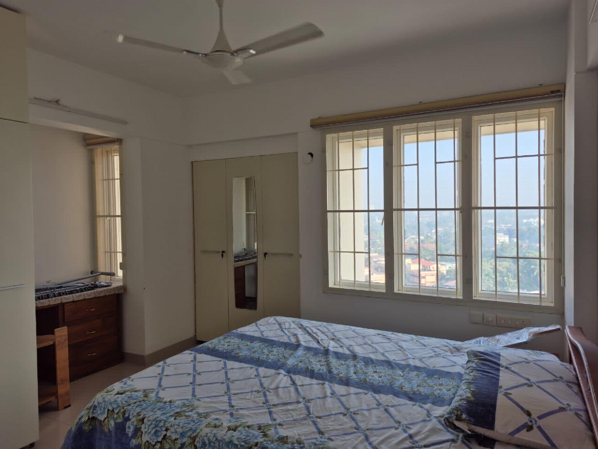 APARTMENT FOR SALE AT KAKKANAD CHEMBUMUKKU