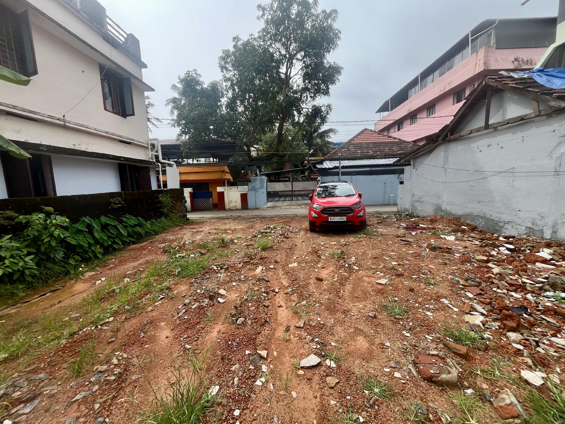 SEMI COMMERCIAL LAND FOR SALE AT NEAR PANAMPILLY NAGAR