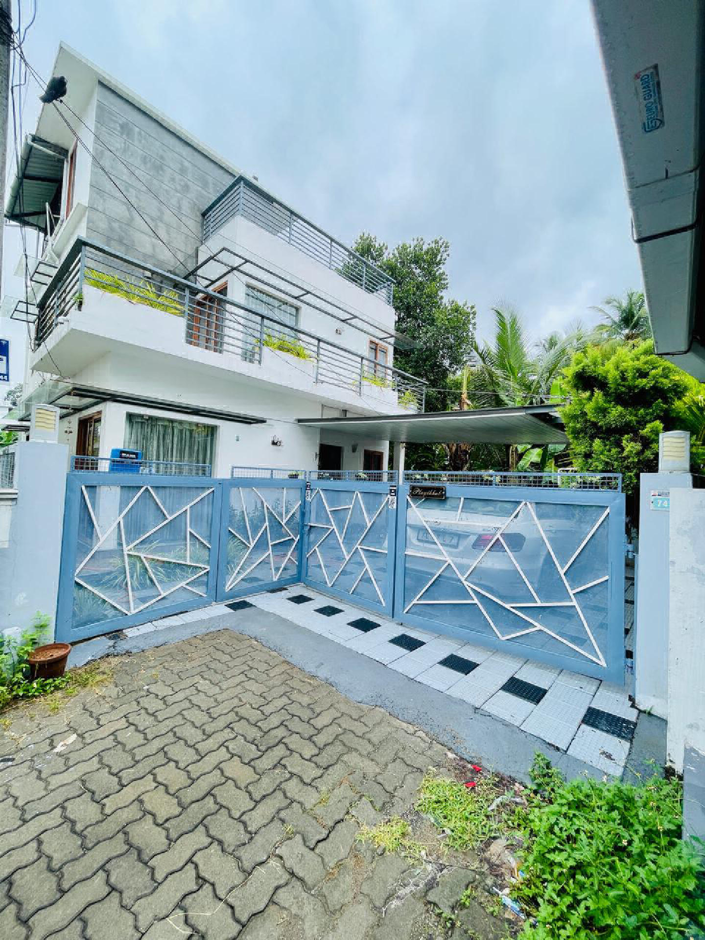 INDEPENDENT  HOUSE FOR SALE AT MUNDANPALAM
