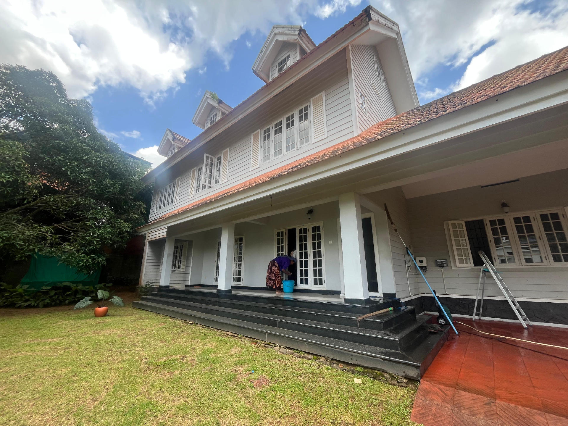INDEPENDENT HOUSE FOR RE SALE KOLLAMKUDIMUGAL