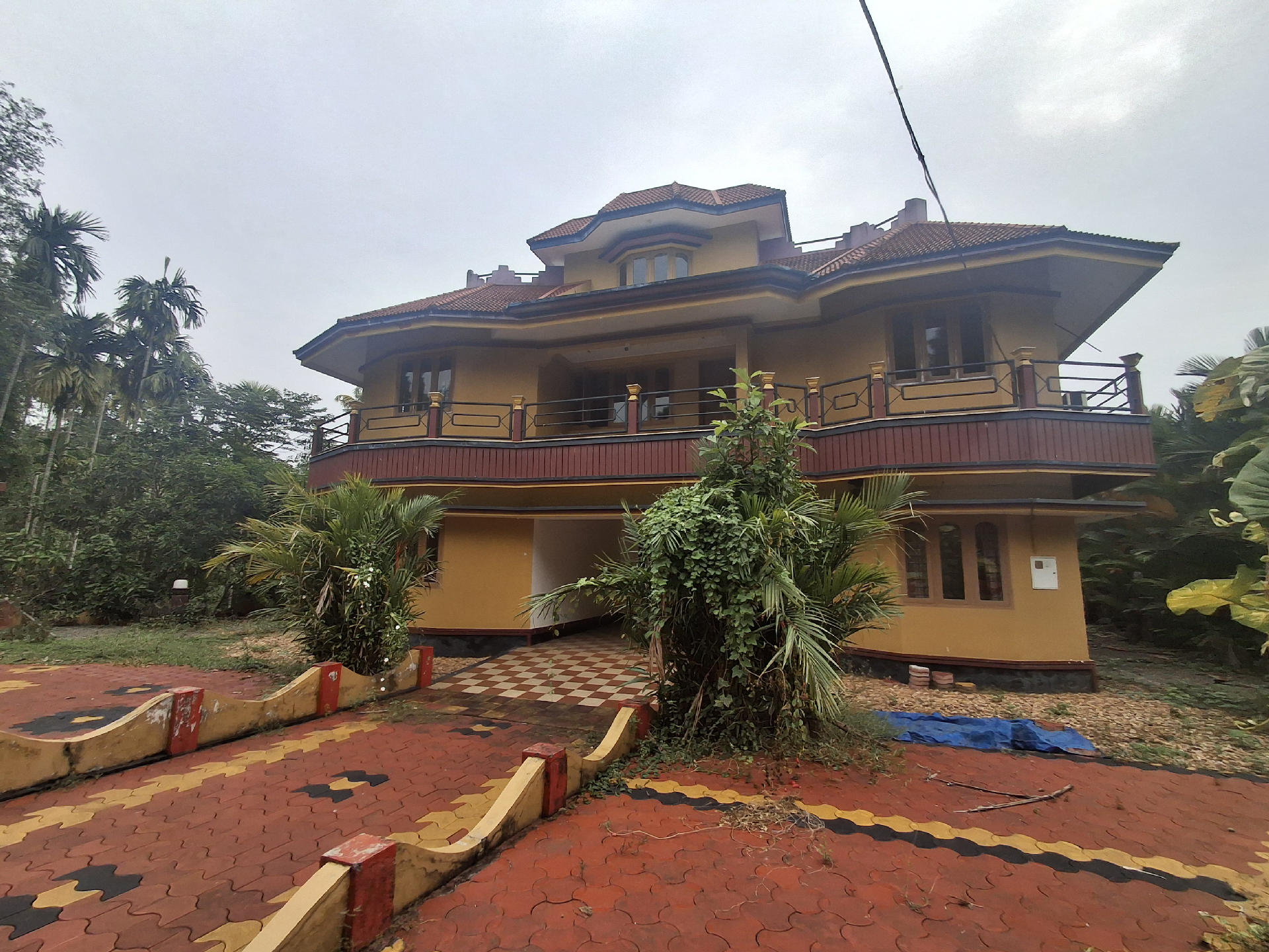 COMMERCIAL LAND FOR SALE AT ALUVA DHESAM