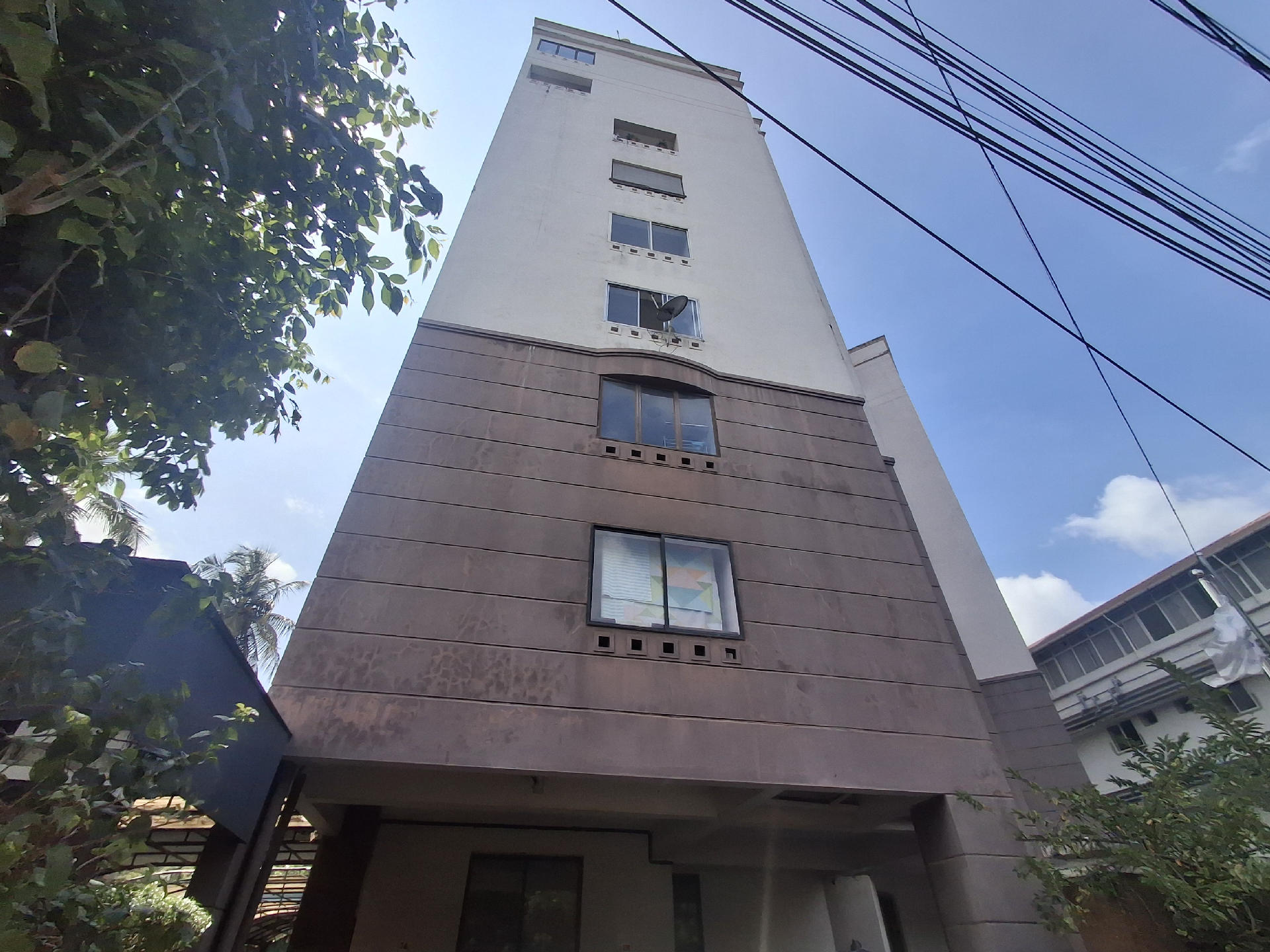 APARTMENT / FLAT FOR SALE AT PALARIVATTOM