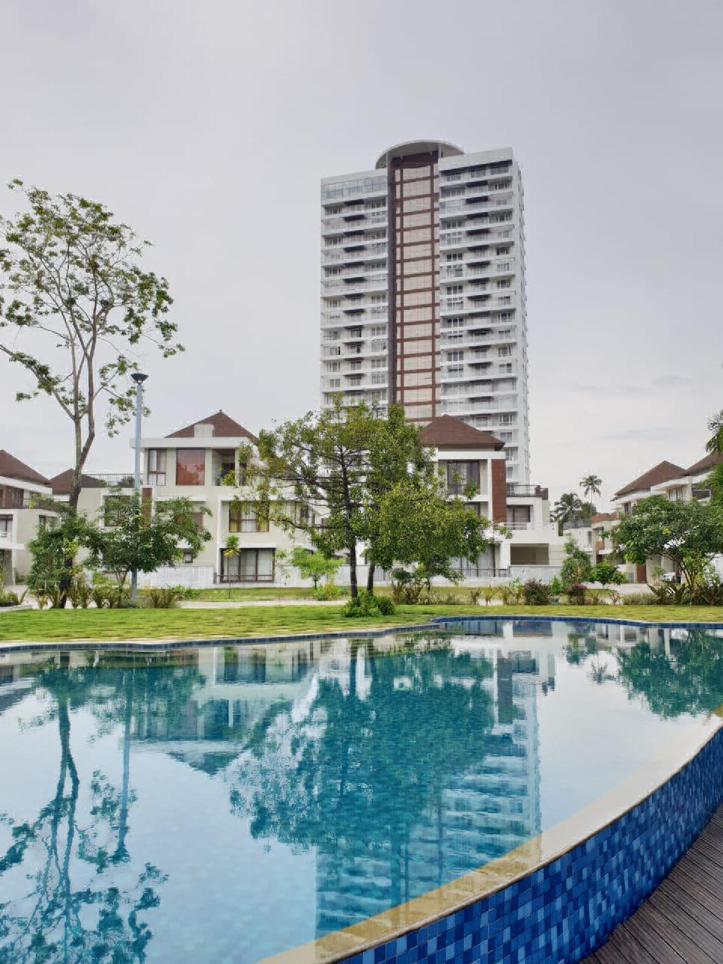 PREMIUM RIVER VIEW APARTMENT FOR SALE AT VYTILA PANAGAD