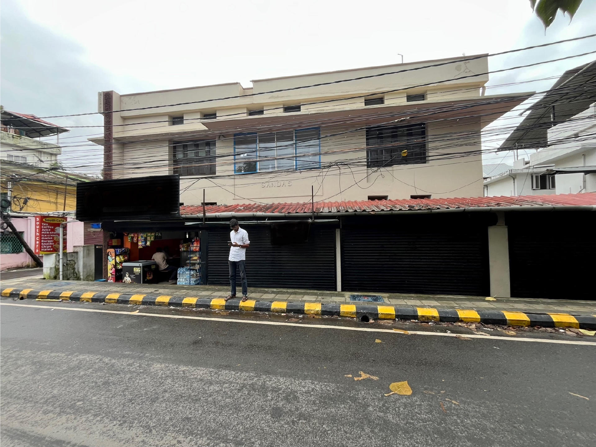 COMMERCIAL LAND FOR SALE AT ERNAKULAM NEAR PANAMPILLY NAGAR