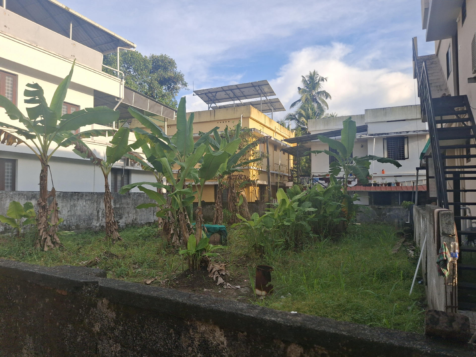 RESIDENTIAL LAND FoR SALE AT VAZHAKKALA