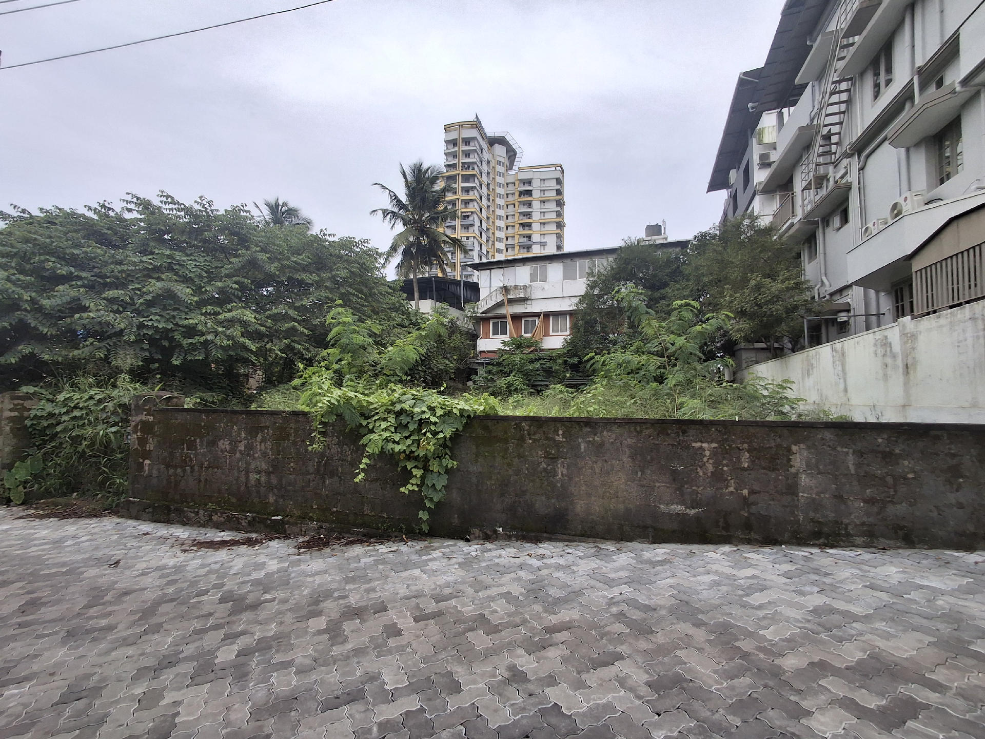 COMMERCIAL  LAND FOR SALE AT MAVELIPURAM