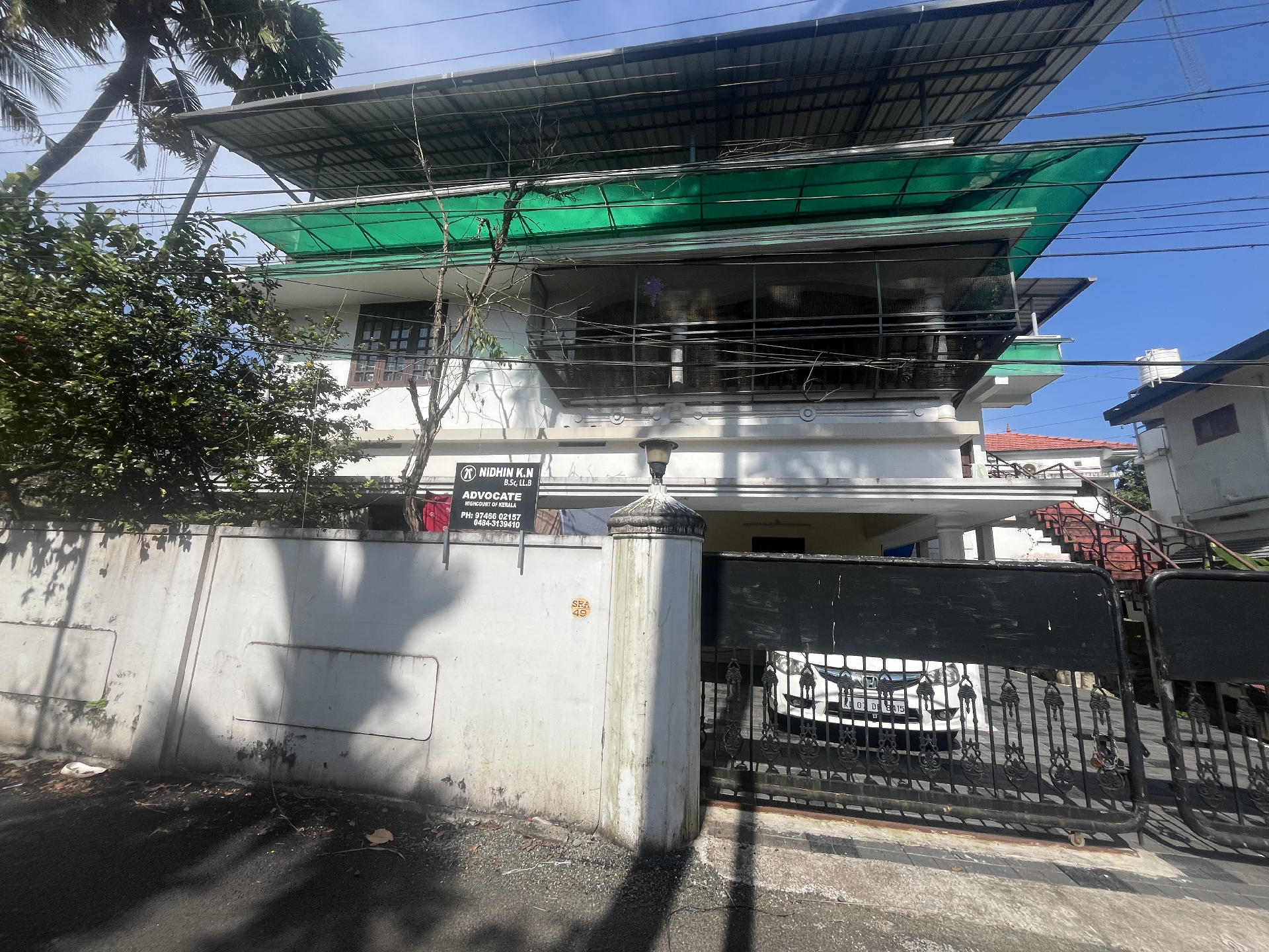 HOUSE FOR SALE AT KAKKANAD PADAMUGHAL