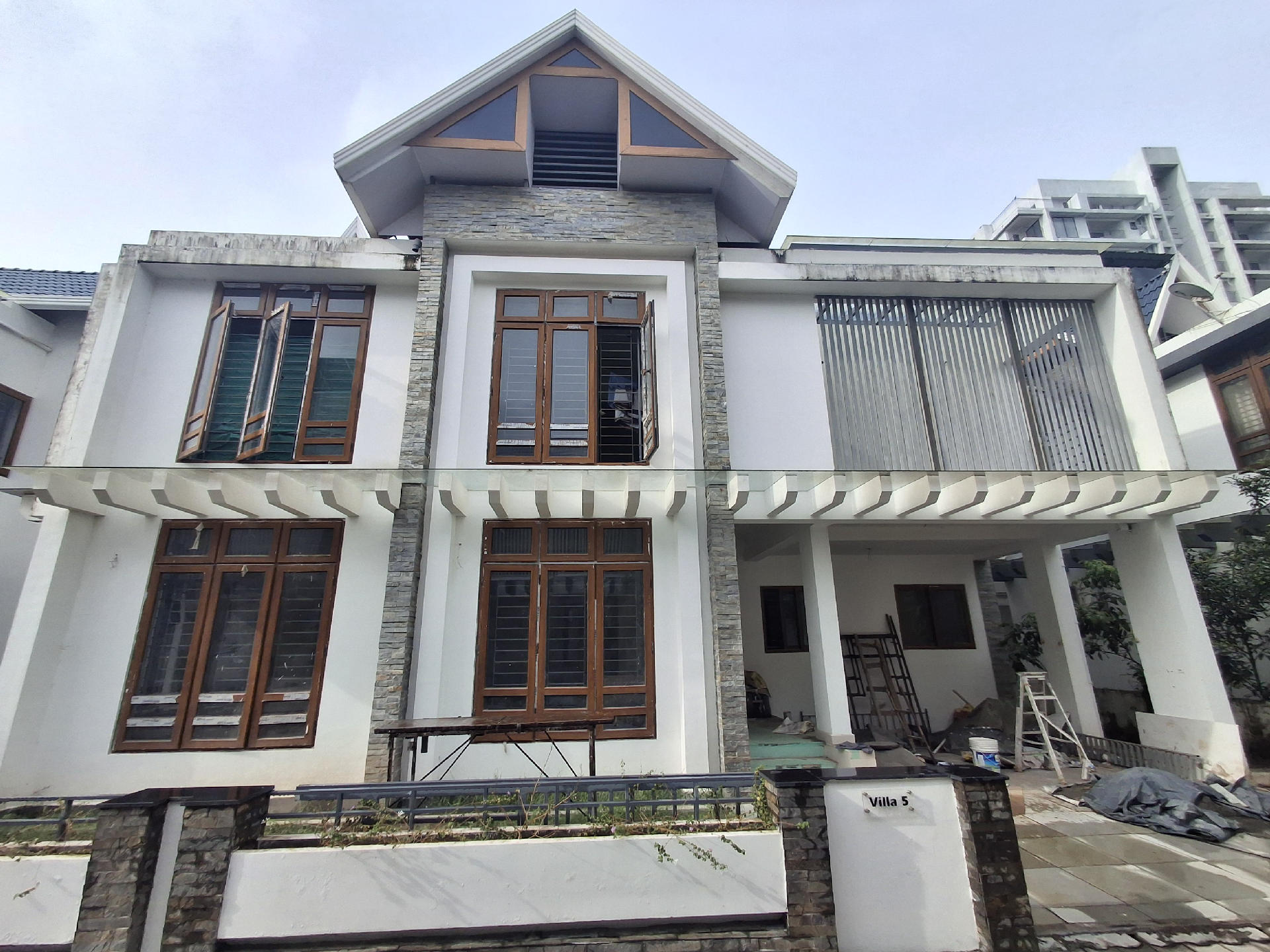 GATED VILLAS FOR SALE AT EDAPPLALLY  NEAR KEERTHI NAGAR