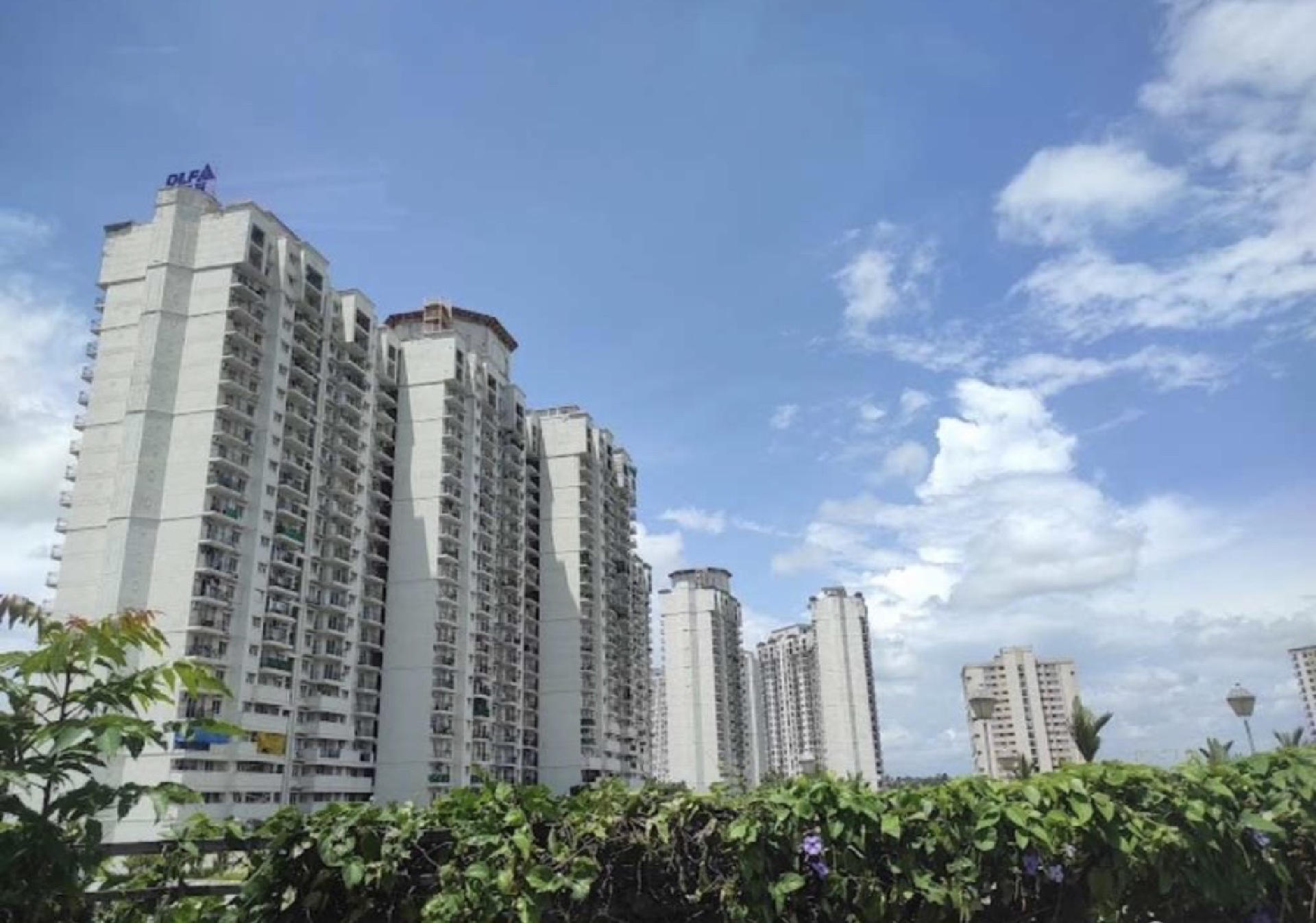 PREMIUM APARTMENT FOR SALE AT KAKKANAD
