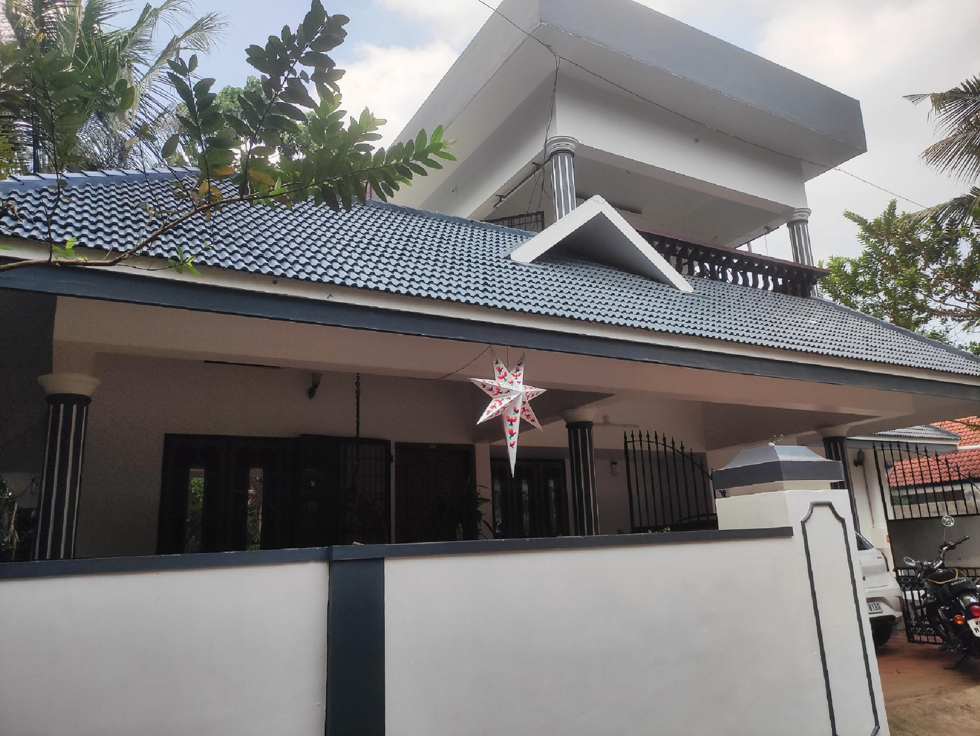 8 cent plot area with 1650 Sqft 2 BHK House sale at Thiruvankulam.