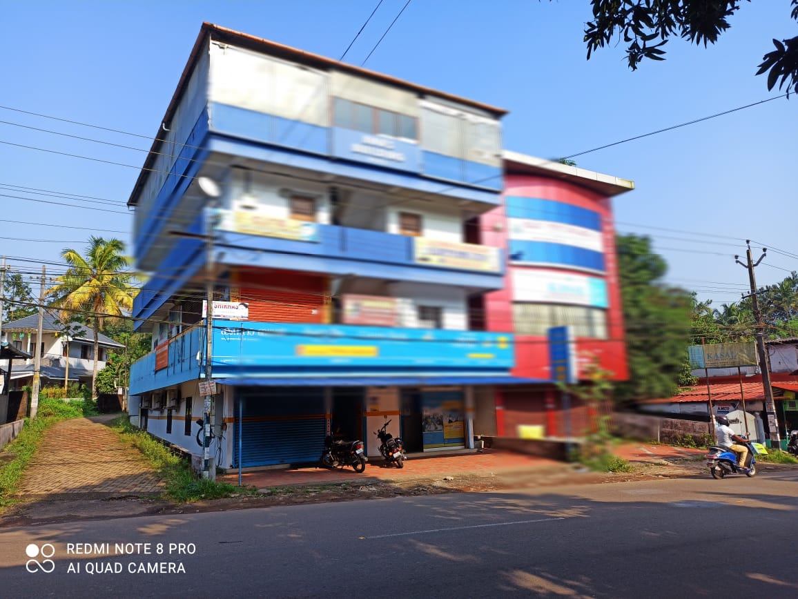 4.500 cents 4000 sqft commercial building  for sale Puthencurize.