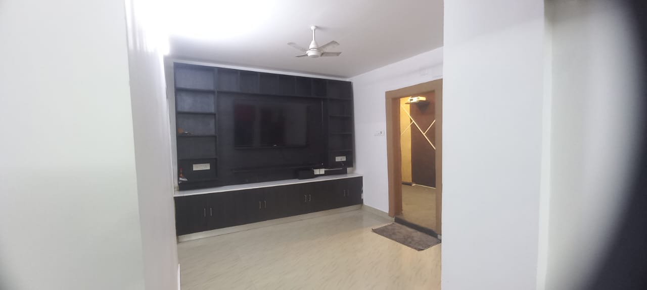 830 sqft 2BHK flat with all facilities for sale at Vazhakkala