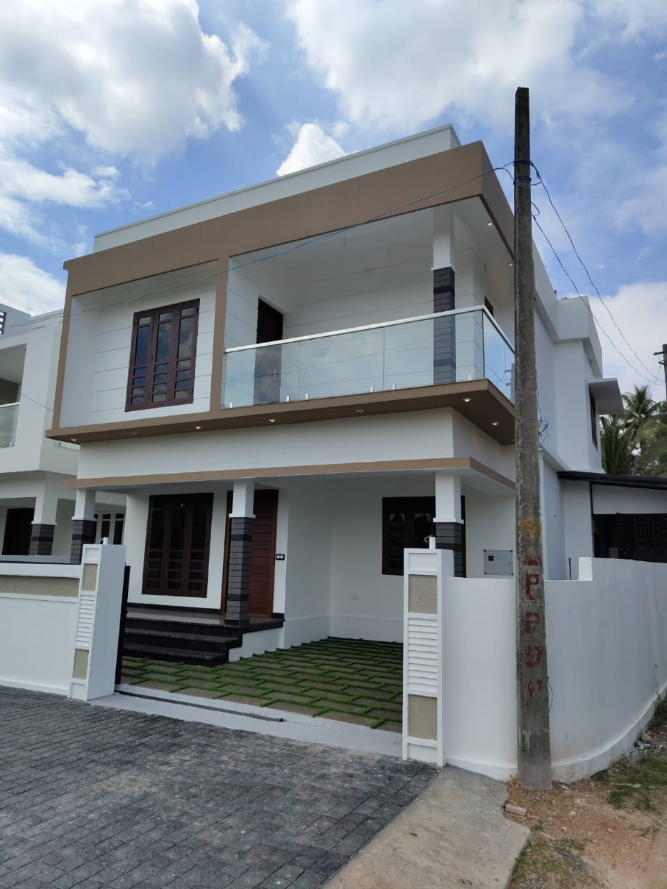 3.1 cent plot with 1600 sqft 3BHK Independent House for sale at Kakkanad