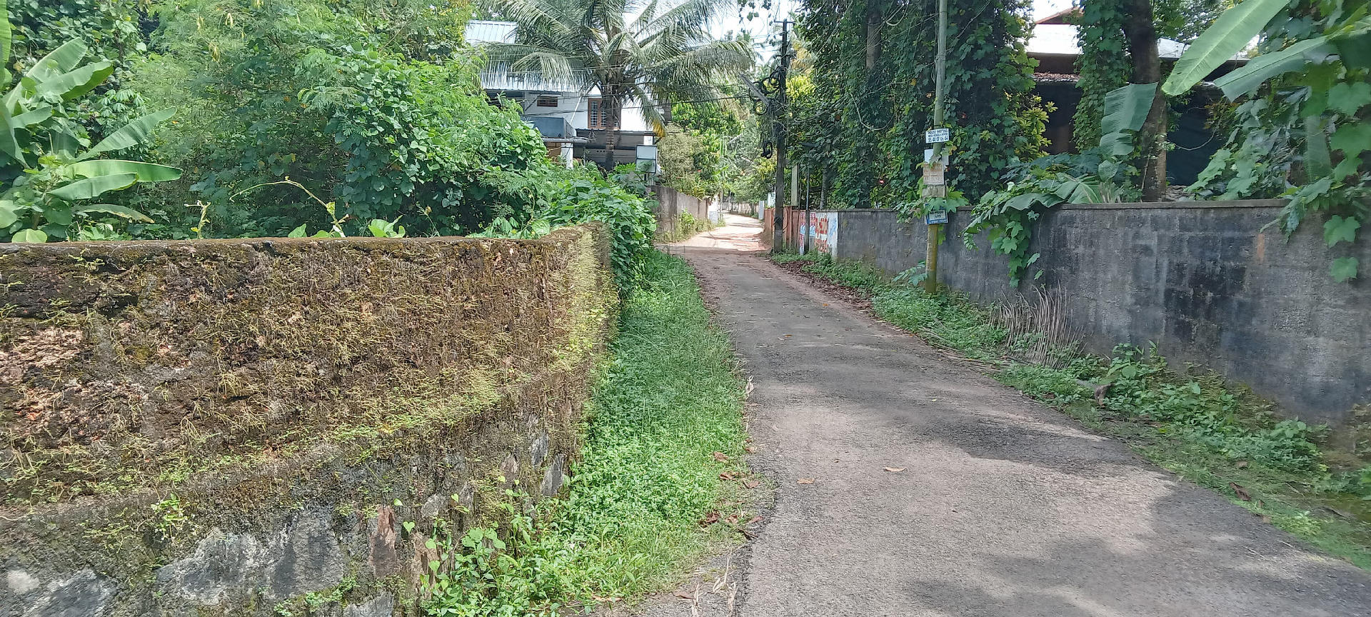 12 cents residential plot for sale at Thiruvankulam jn.