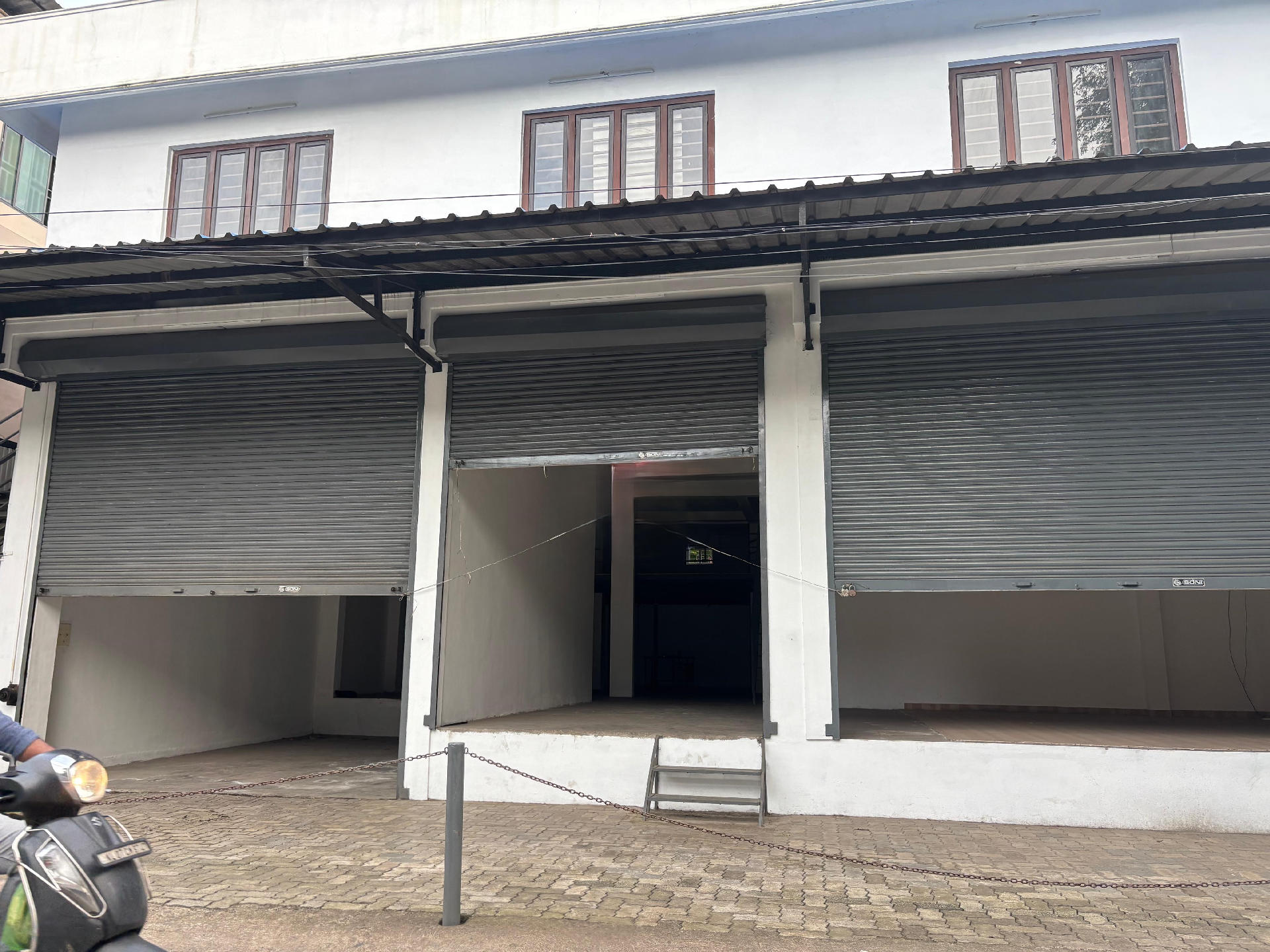 Commercial space for rent at vennala.