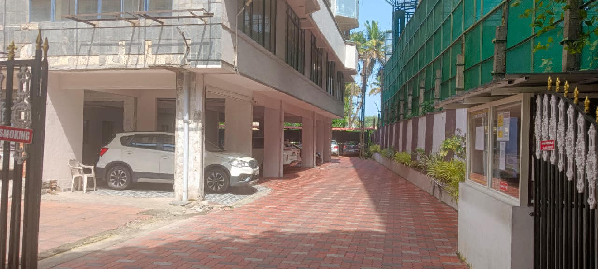 1535 sqft 3 BHK flat for sale at Kadavanthara.