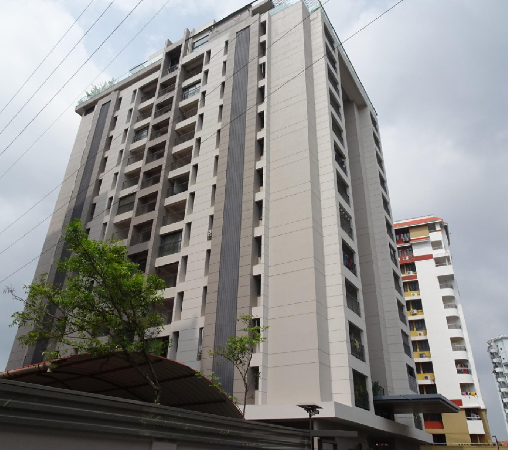 1769 sqft 3bhk  flat for sale at Panampilly Nagar.