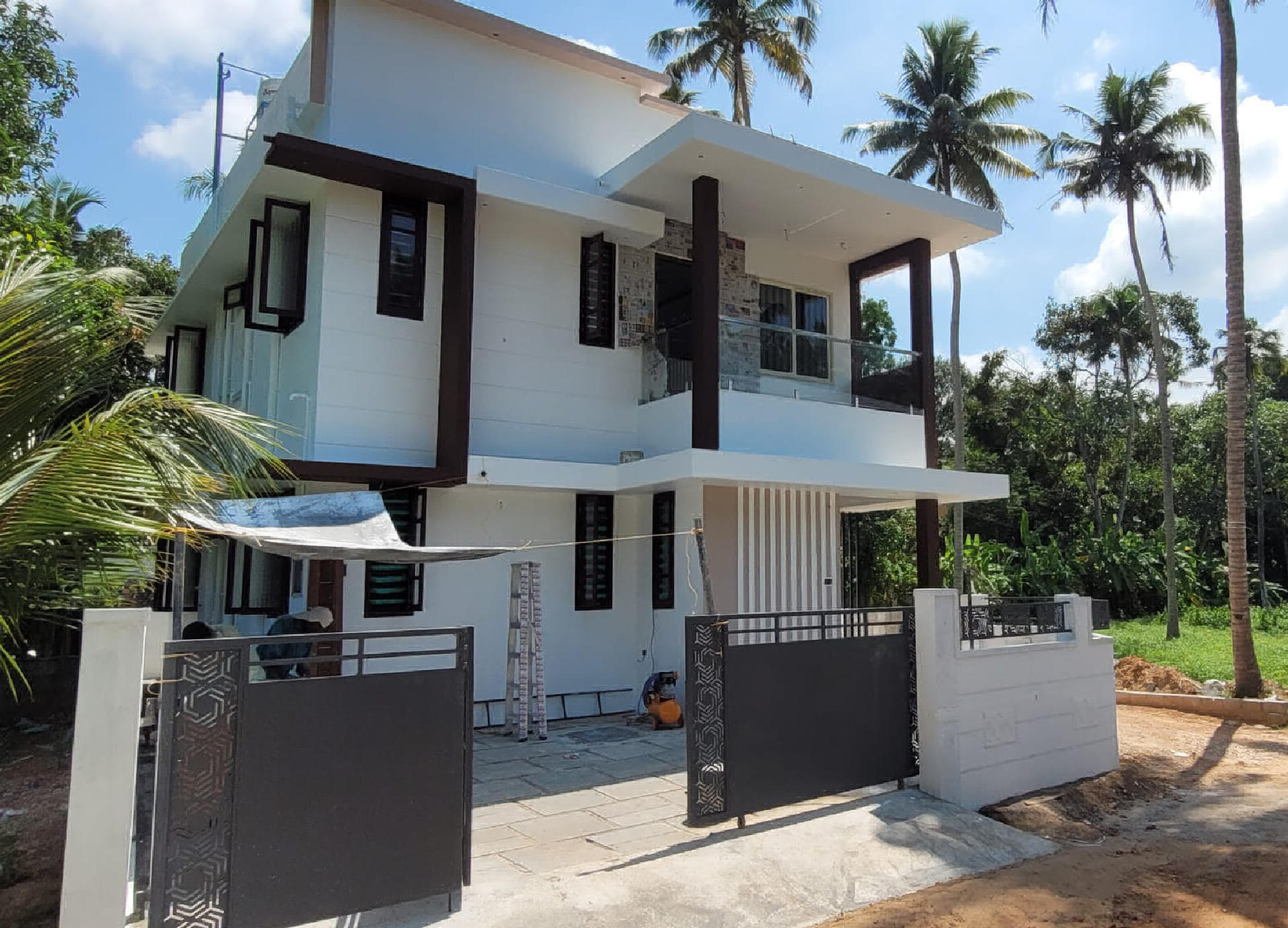 3.830 cents plot with 1650 sqft 3bhk  new house for sale at  Kochupally, Udhayamperoor.