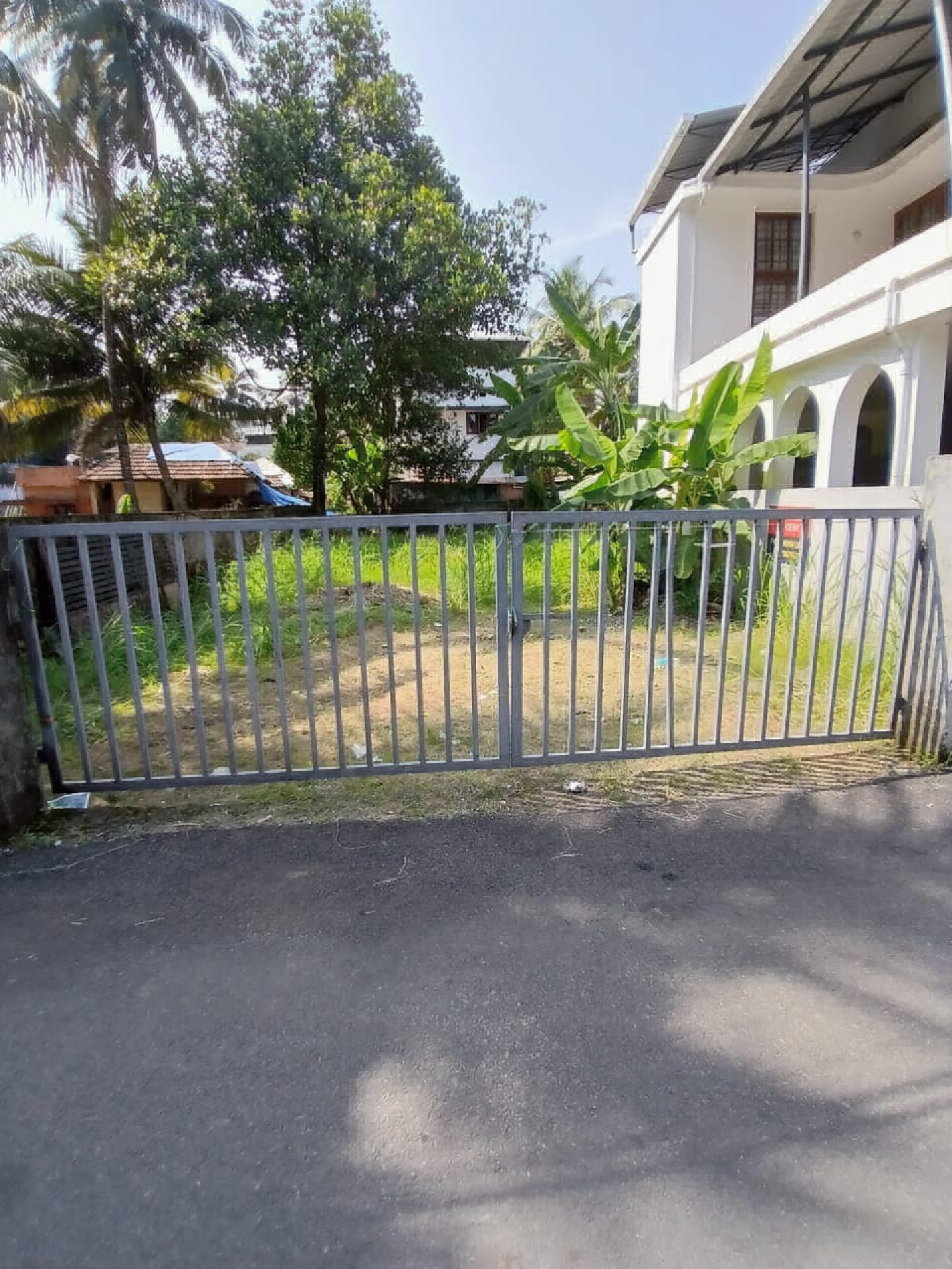 6.5 cent Residential for sale at Vazhakala