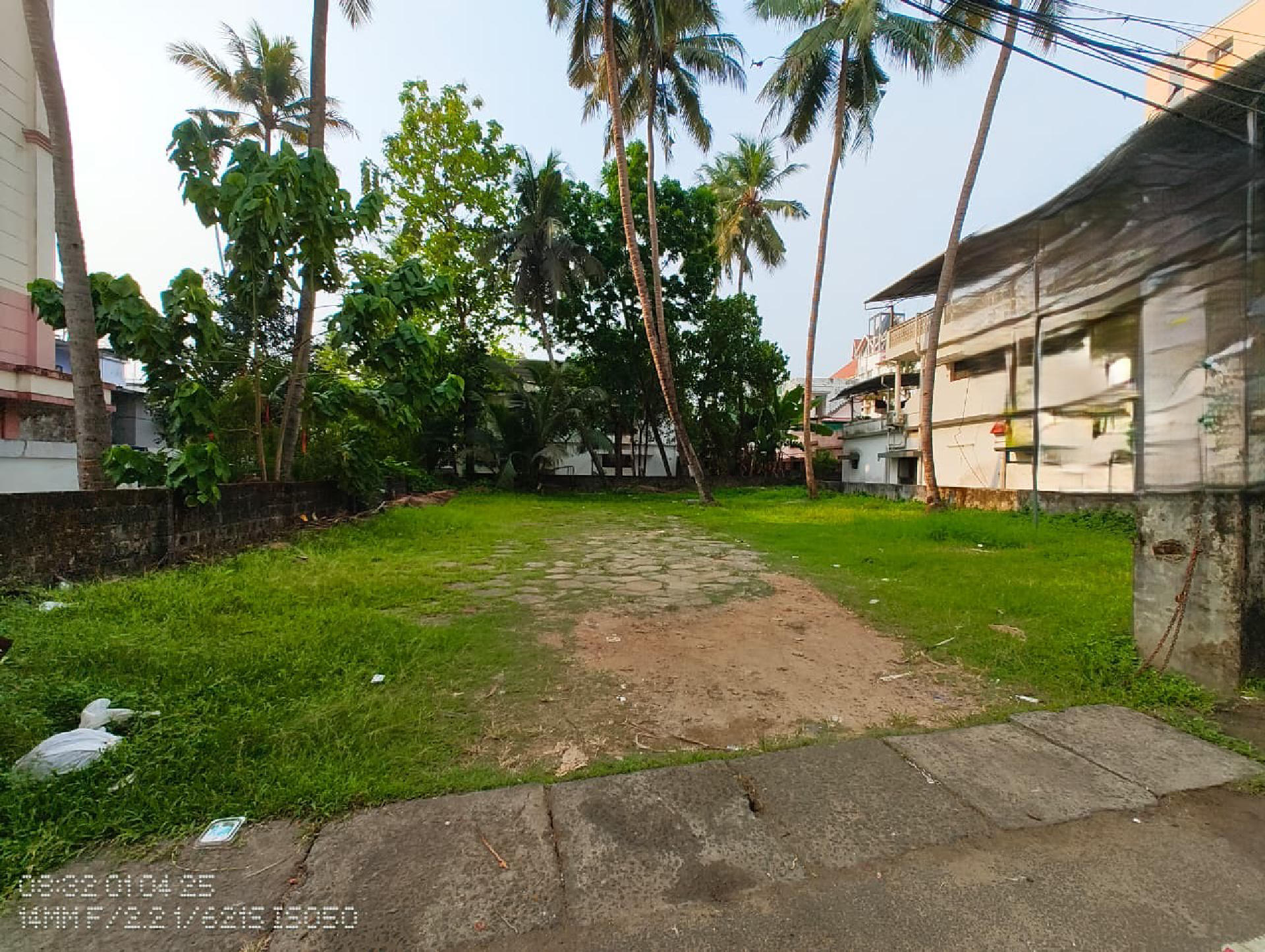 10 cents of square plot , residential or commercial purpose land for  salle at Kadavanthra.