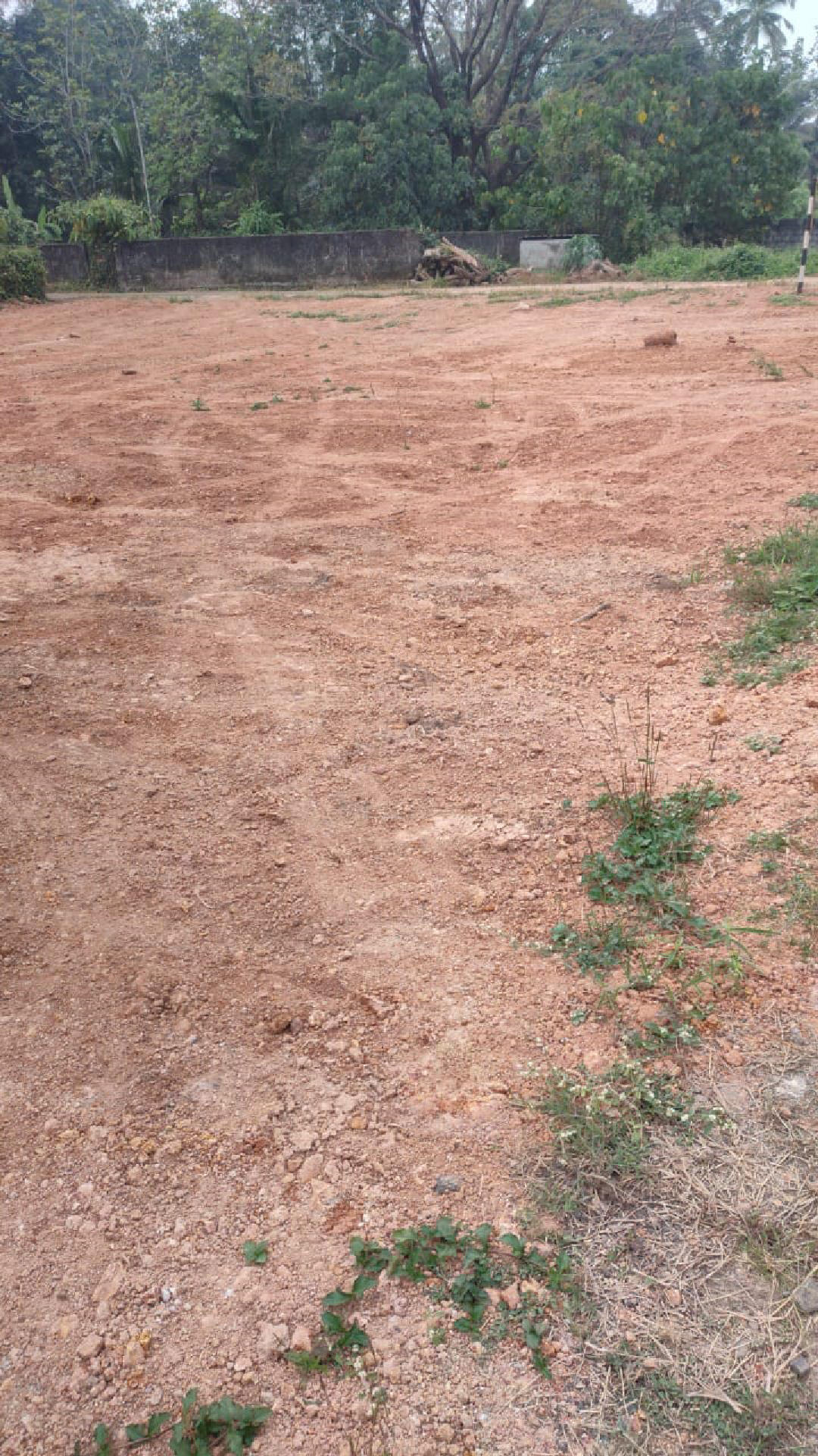 13 cents land For sale at Kalamassery Medical college