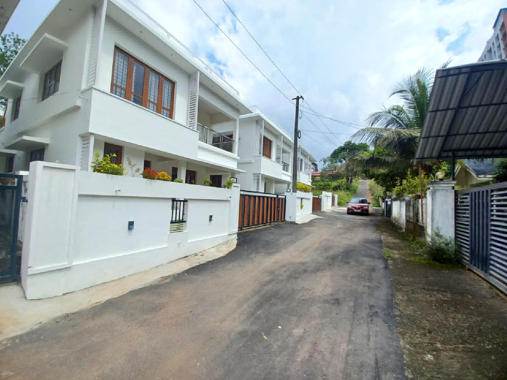 5 cents plot with 2170 sqft 4bhk villa for sale at Thiruvankulam.