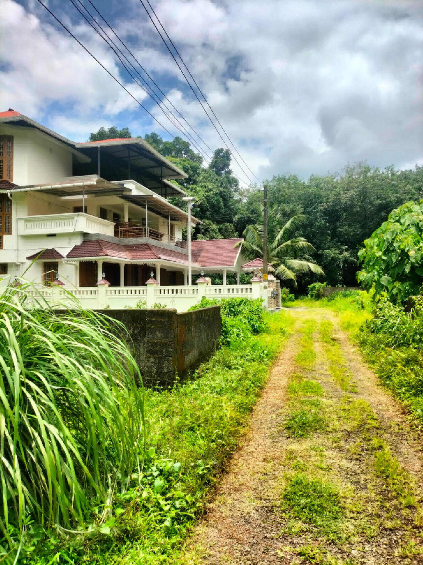 24 cent plots for sale at Vandipetta,Thiruvaniyoor.
