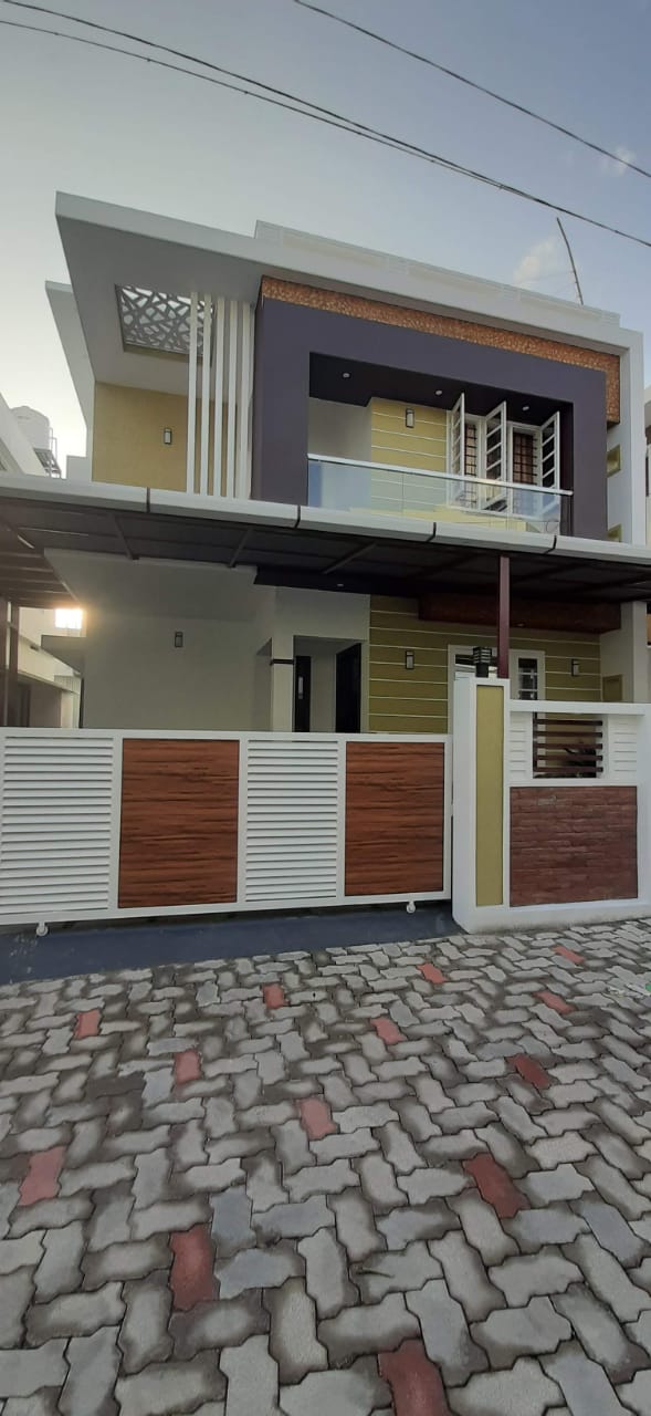 3.16 cents plots with 1600 sqft 3 BHK  semifurnished  villa for sale at Thevakkal