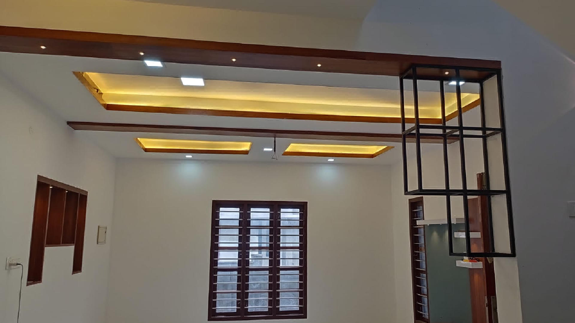 3 cents plot with 1500 sqft 3 bhk house for sale at Udayamperoor.