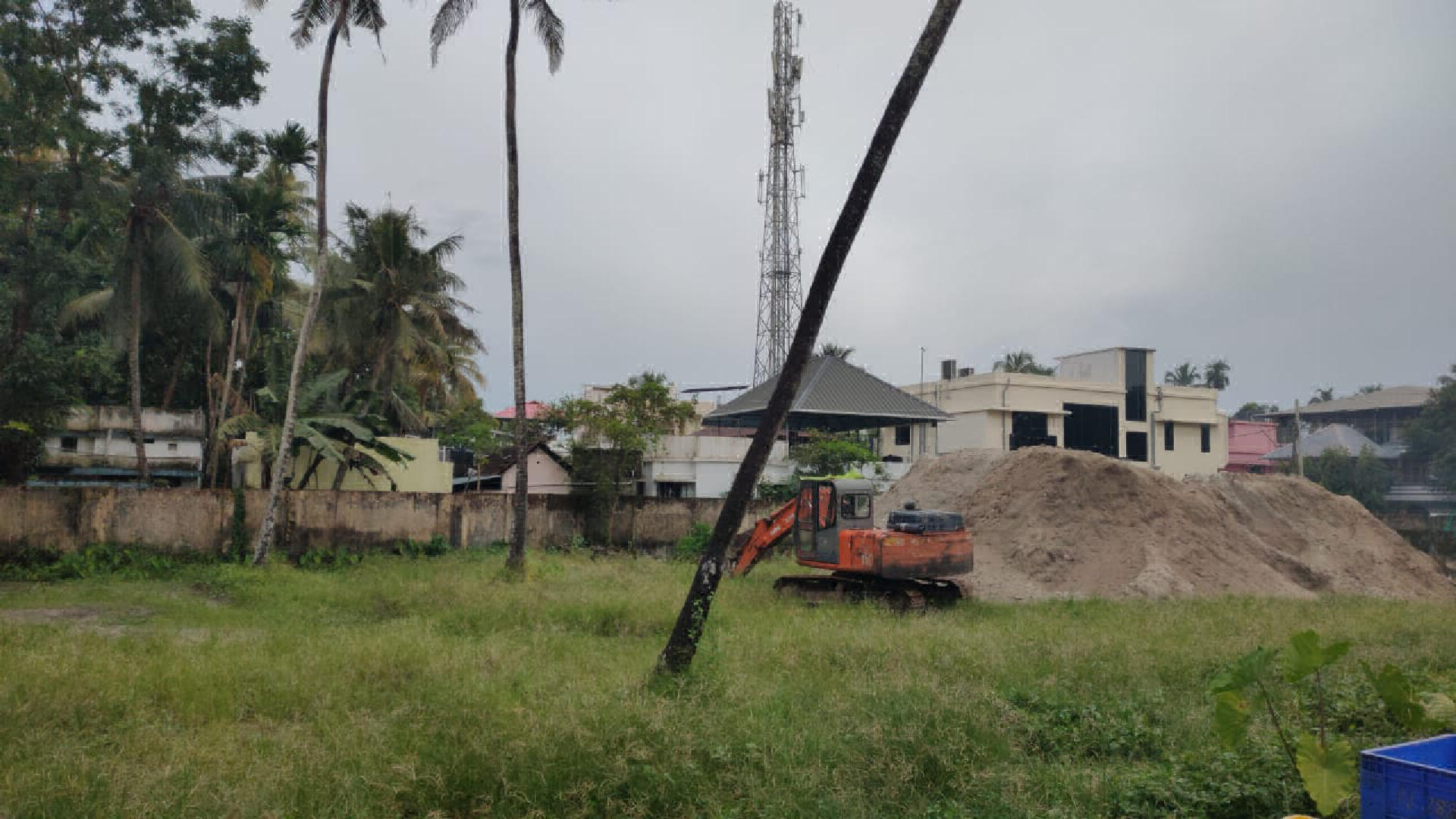 33 cents of commercial plot for sale at Fort Kochi