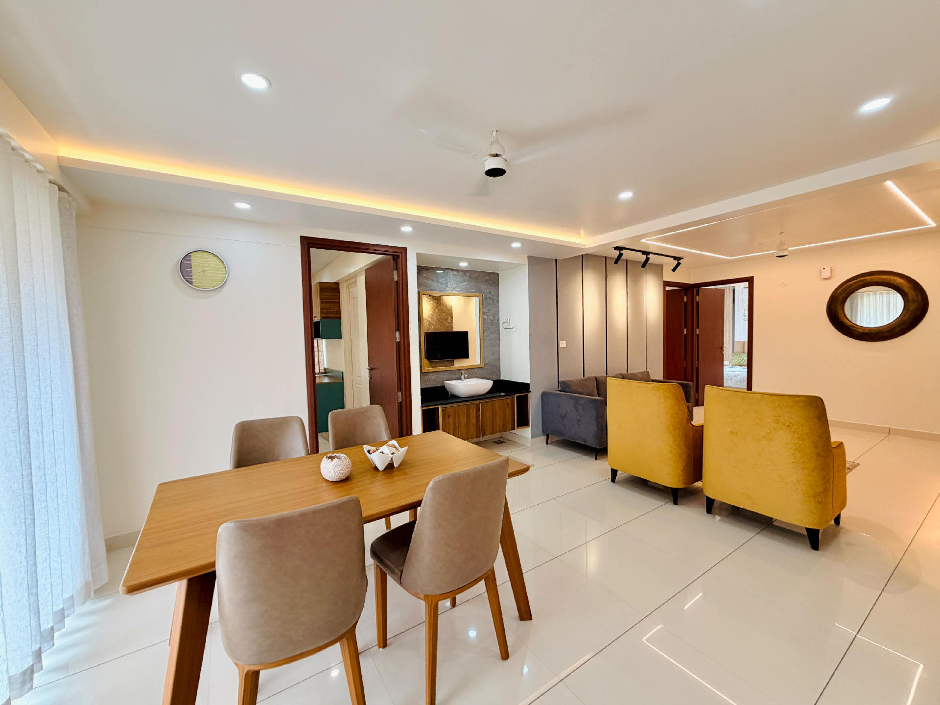 FULLY FURNISHED 3BHK FOR RENT IN VENNALA