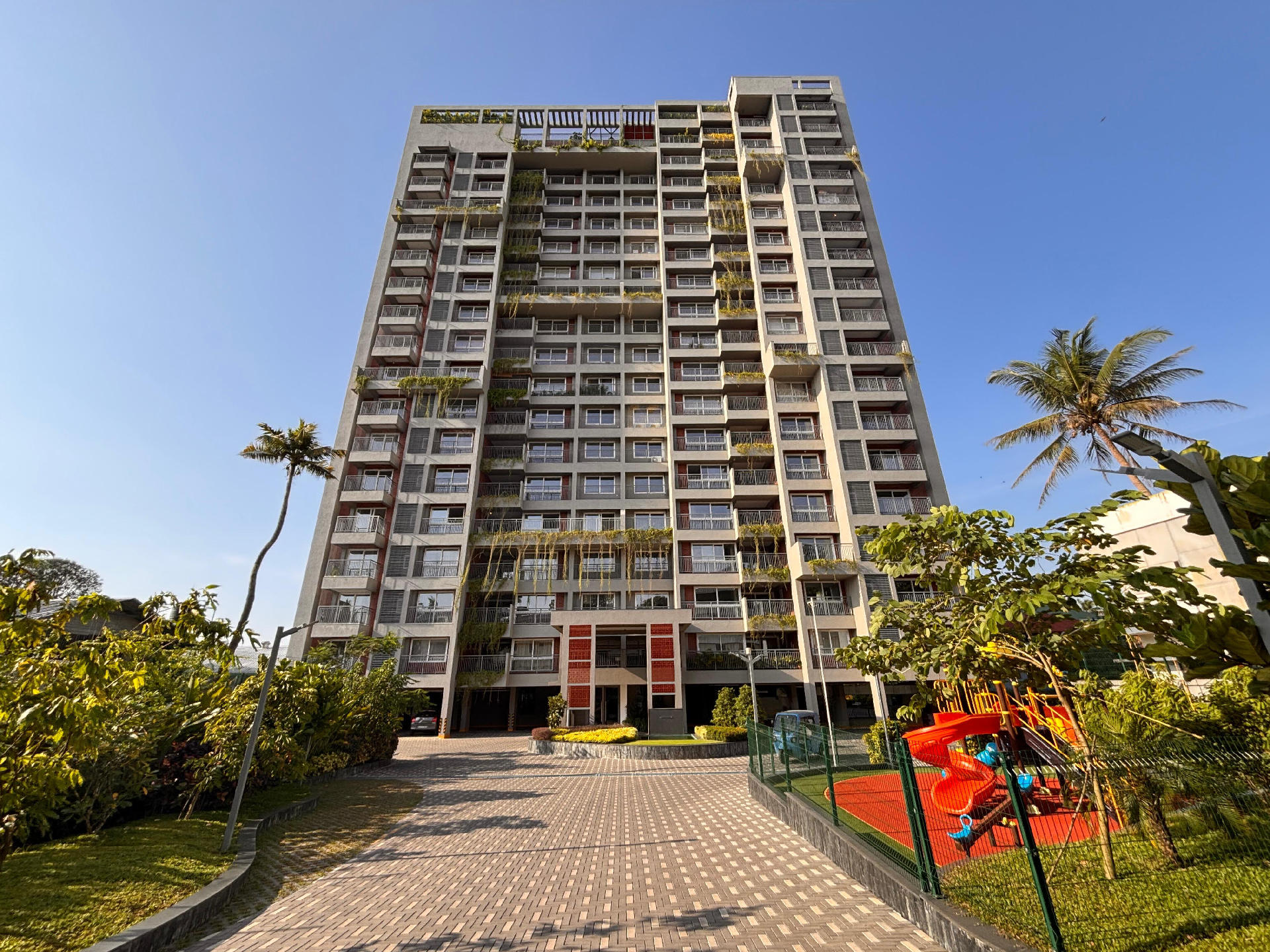 4bhk premium flat for sale at edapilly