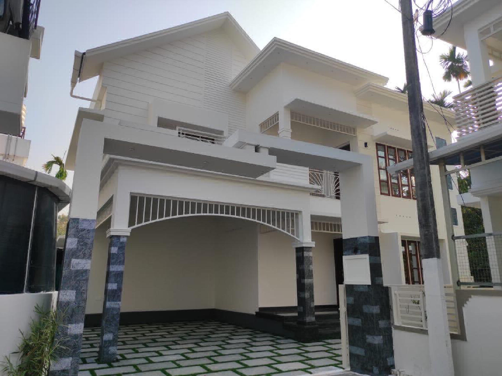 INDEPENDENT HOUSE FOR RENT NEAR INFOPARK