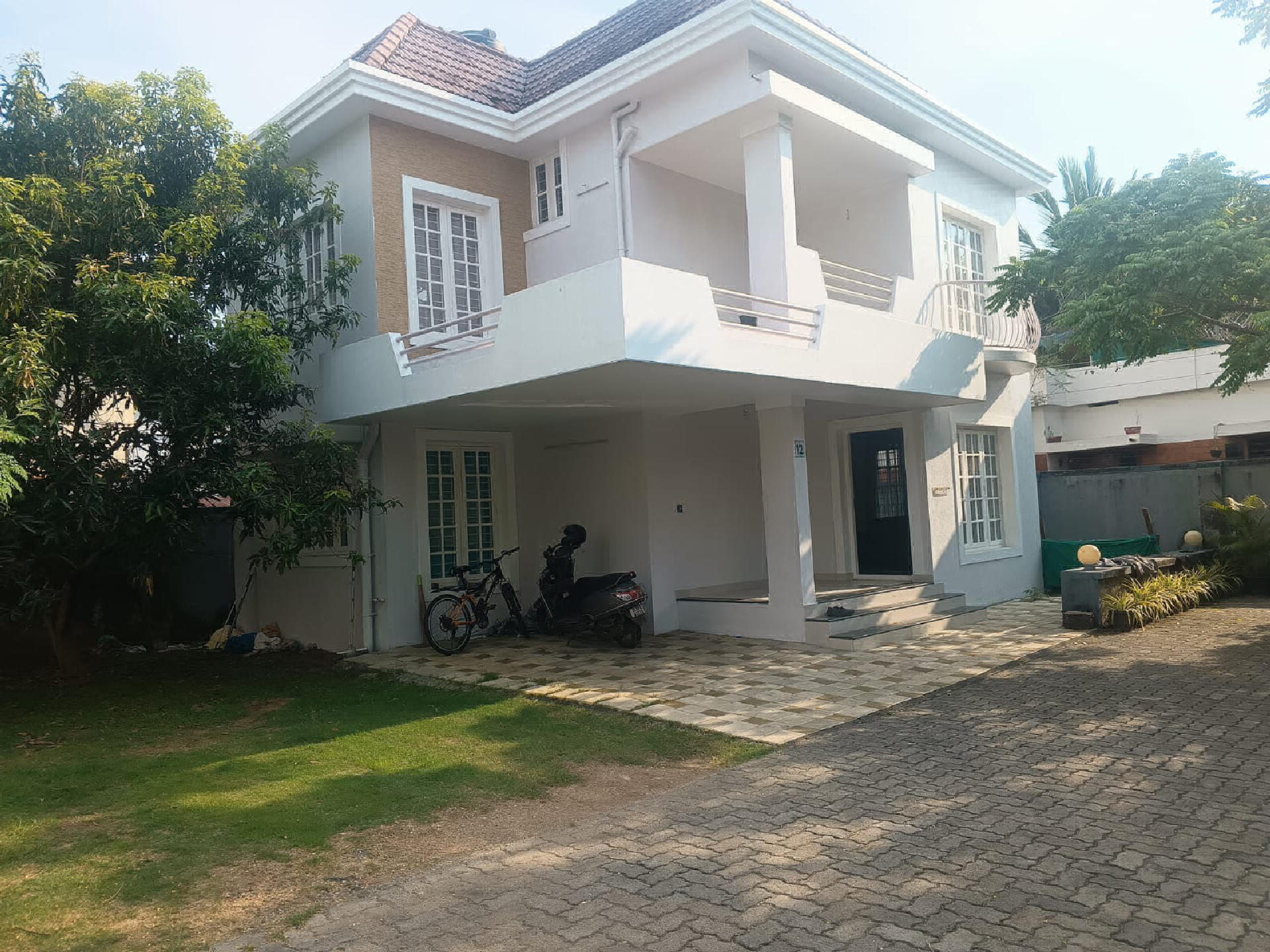 Gated villa for Rent