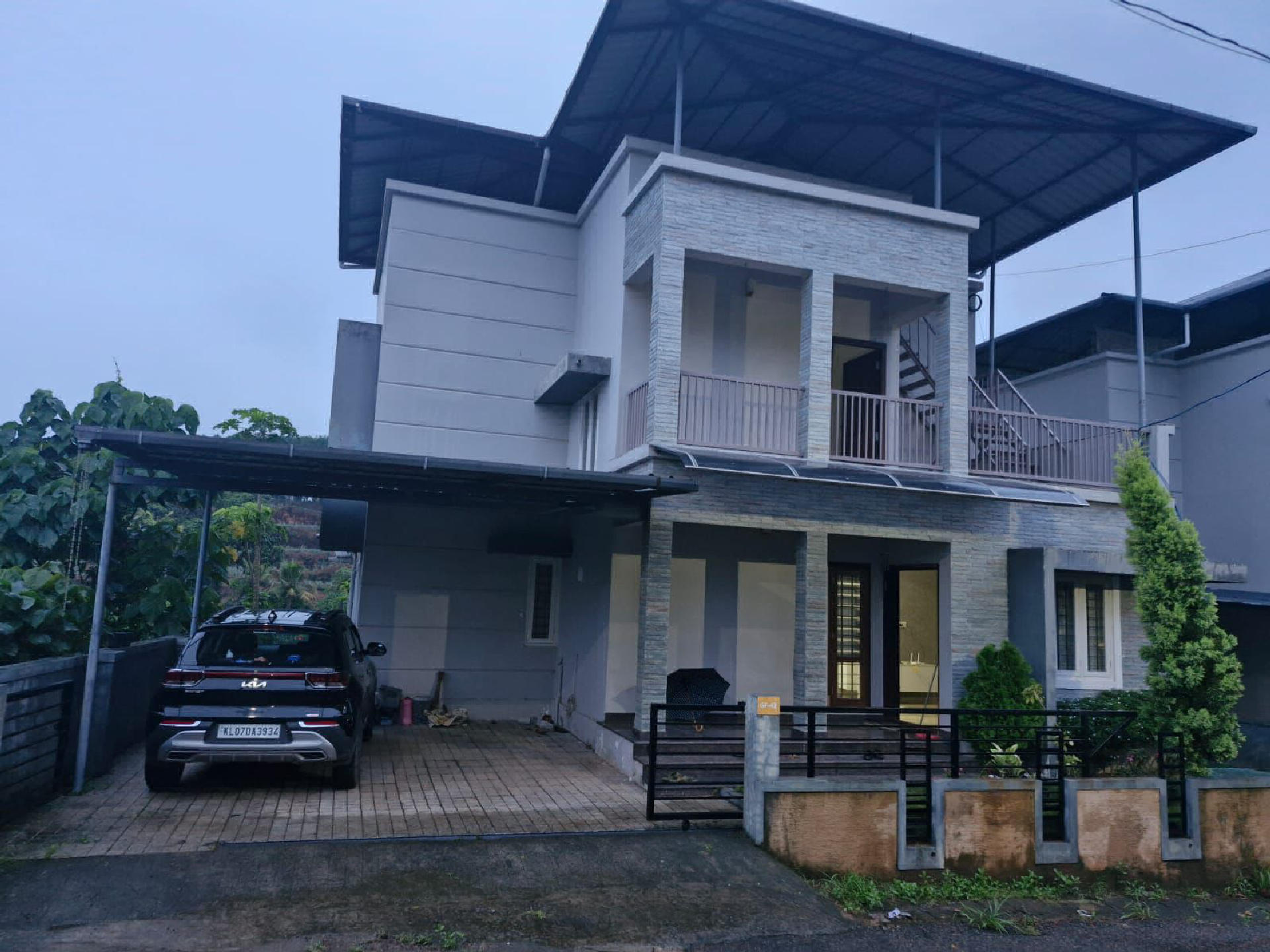 Gated villa for Rent