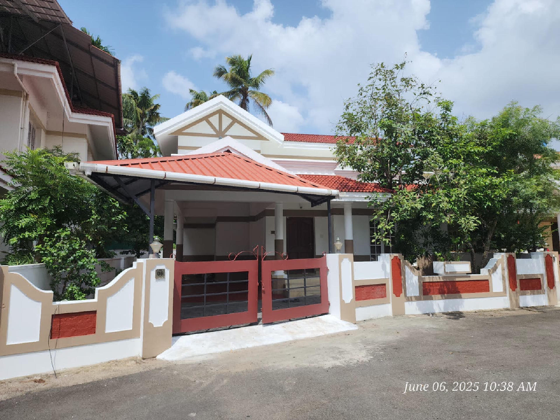 Gated villa for Rent