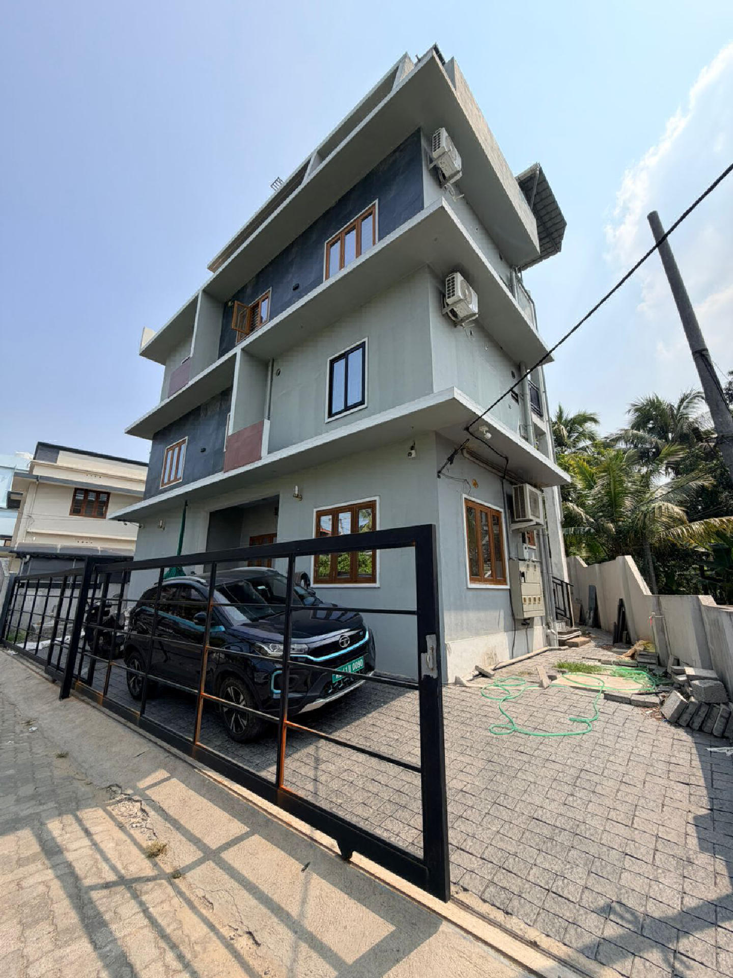 Apartment for Rent in ambattukavu