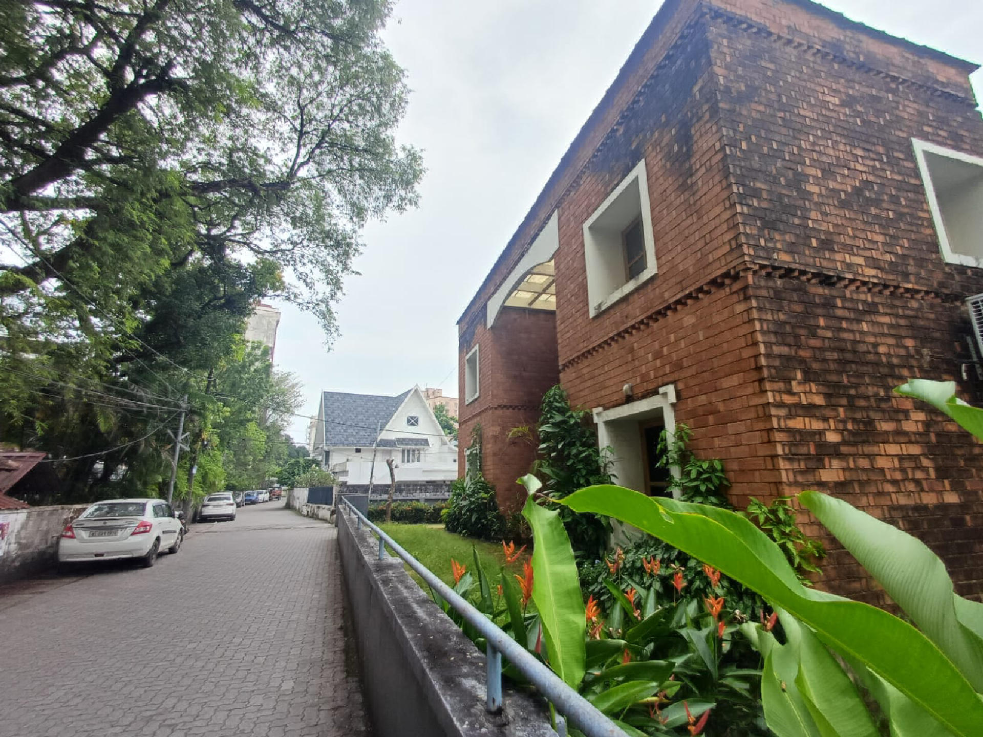 Commercial Villa for Sale