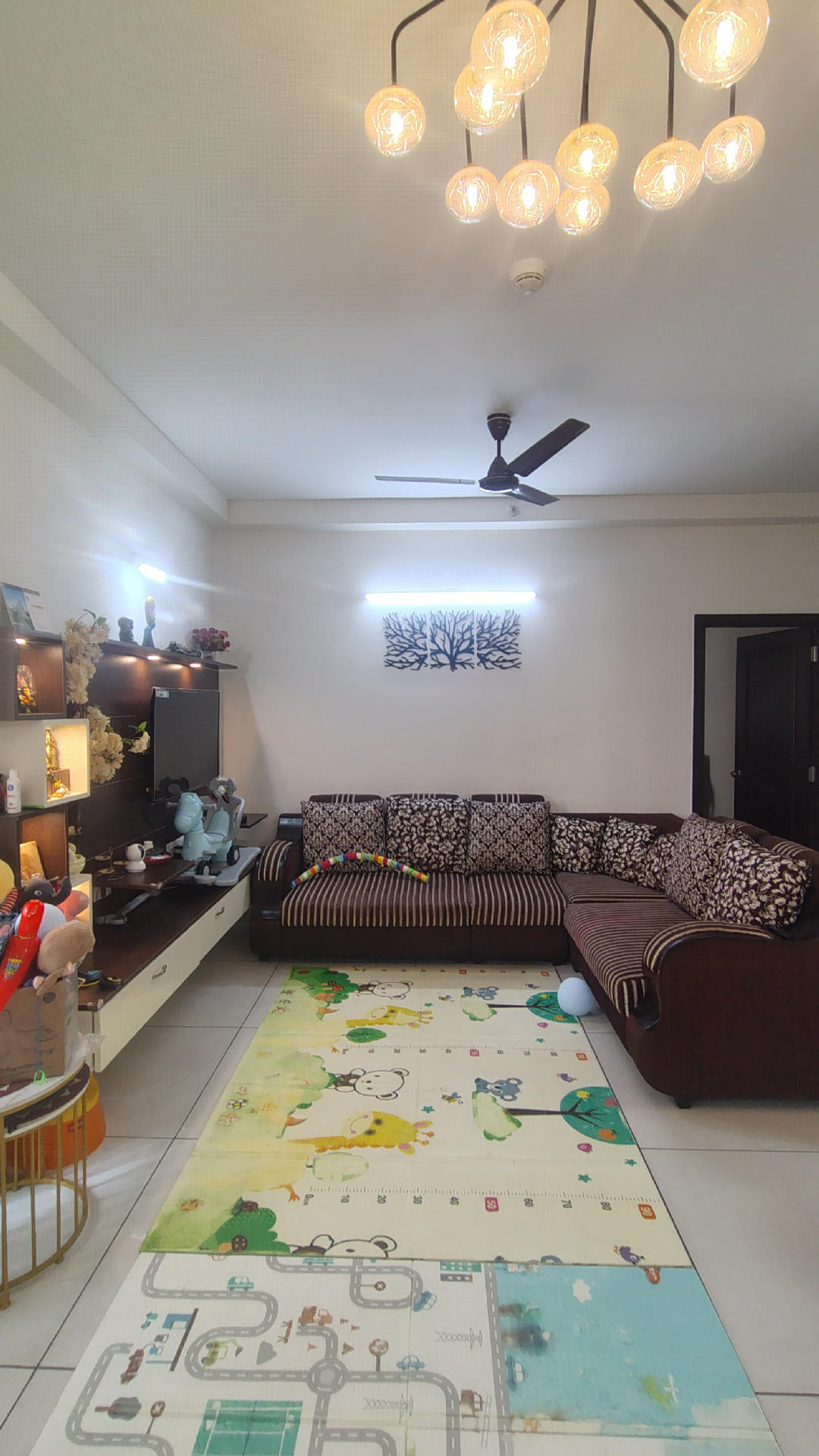 Furnished 3 BHK - Prestige Lakeside Habitat