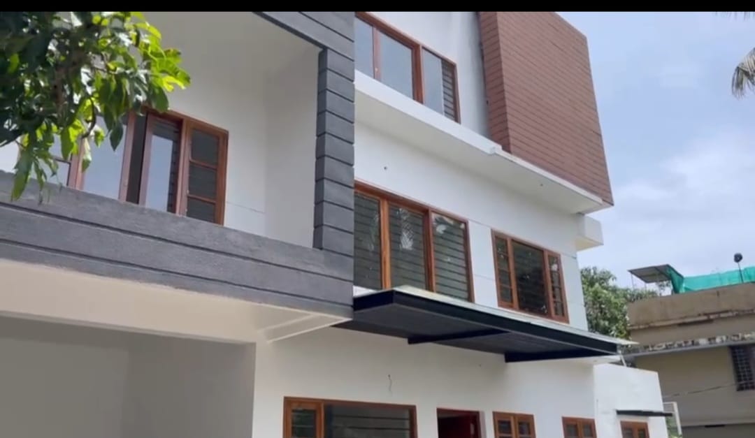 Gated villa for sale at Edappally