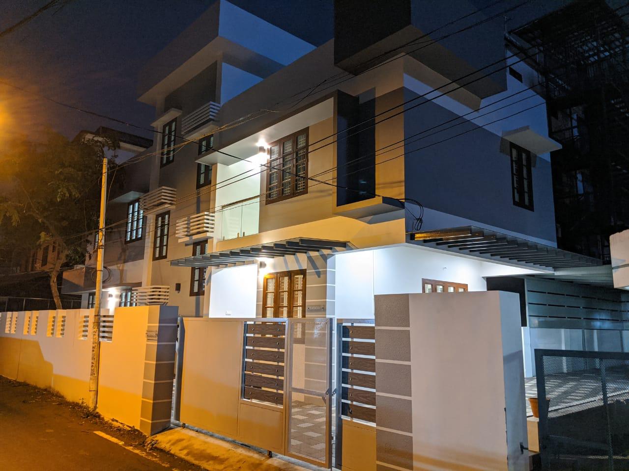 Independent House for rent at Vennala, Ernakulam