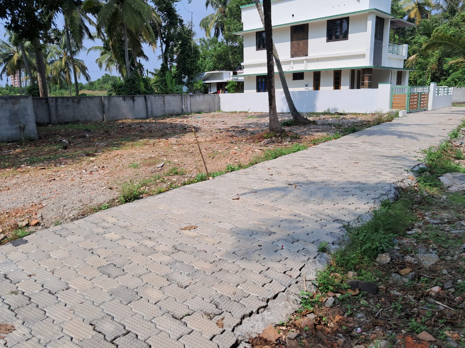 Land / House Plot for sale at Maradu, Ernakulam