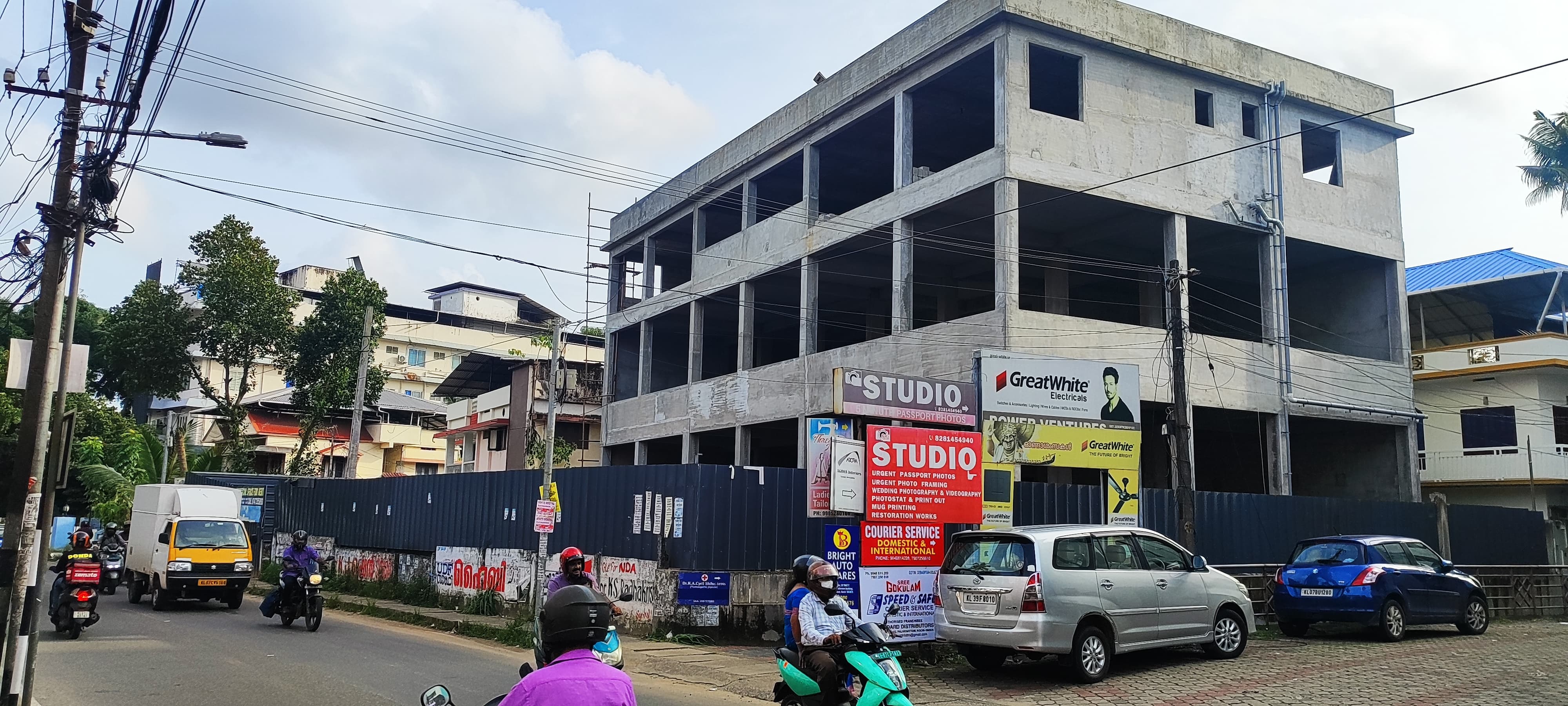 Shops/ Showroom for rent at Palarivattom, Ernakulam